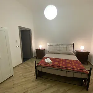 casa-di-salvo-catania.sicilyhotelsitaly.net/
